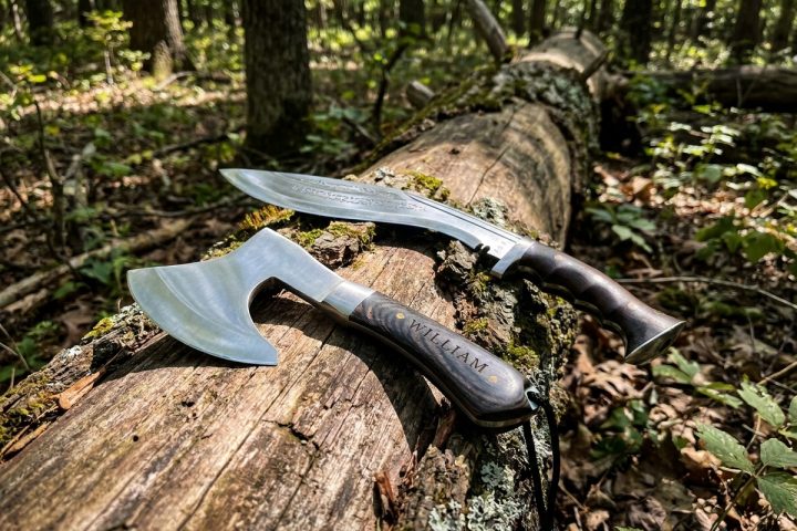 Kukri vs Hatchet